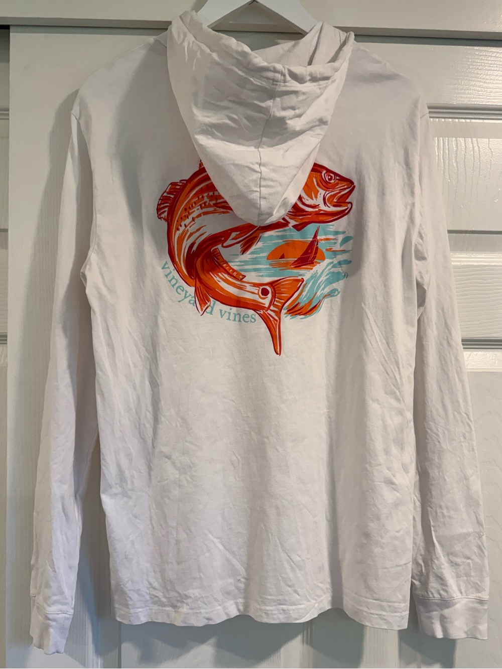 Vineyard Vines Lightweight Hooded Pocket Long Sleeve Fishing Tee